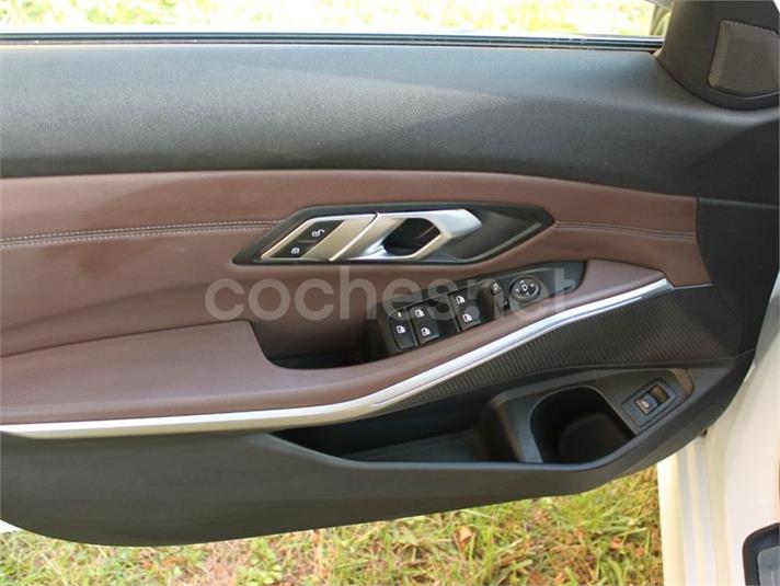 bmw-320d-luxury-foto10