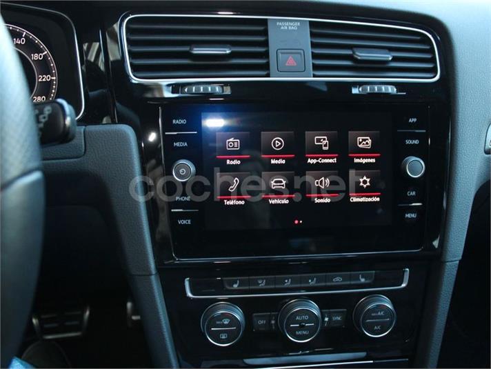 volkswagen-golf-gti-tcr-foto13