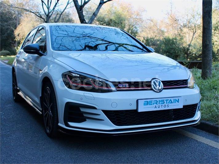 volkswagen-golf-gti-tcr-foto4