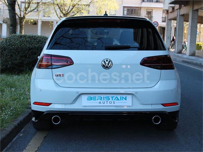 volkswagen-golf-gti-tcr-foto5